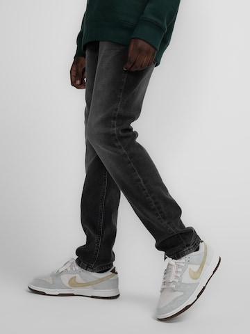 regular Jeans 'Siku' di Petrol Industries in grigio
