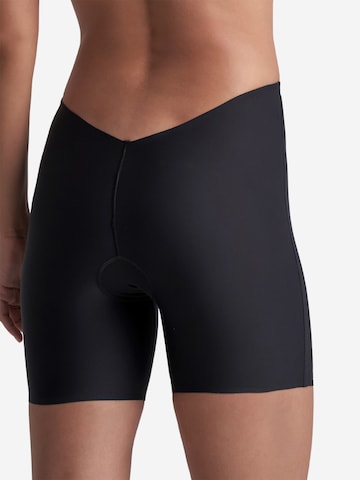 Bye Bra Shapinghose 'Low Back Mid Waist Short' in Schwarz: Vorderseite