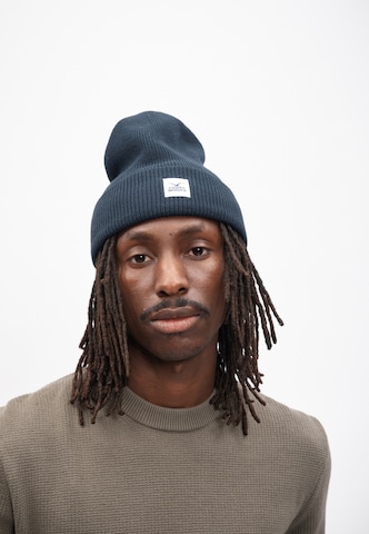 Cleptomanicx Beanie 'CI' in Blue: front