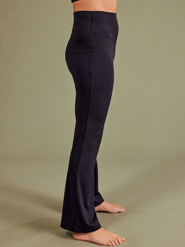 Skinny Leggings di Next in nero