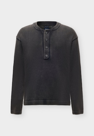Pulover de la Abercrombie & Fitch pe negru: față