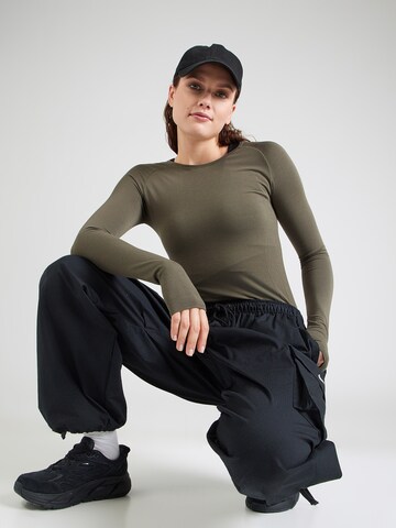 HRMN8 - Camisa funcionais em verde