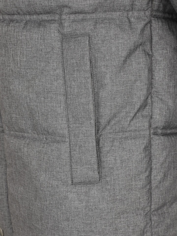 UNITED COLORS OF BENETTON Tussenjas in Grijs