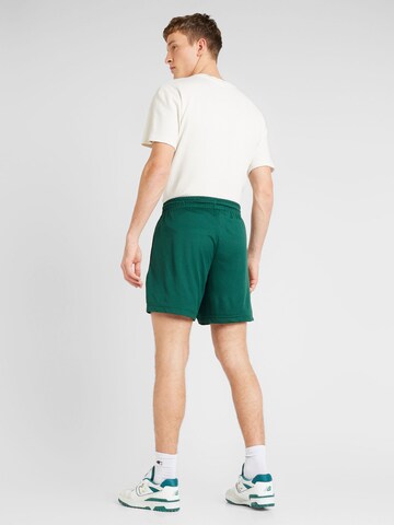 new balance Normalny krój Spodnie w kolorze zielony