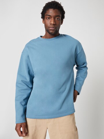 ABOUT YOU x Louis Darcis Sweatshirt in Blue: front