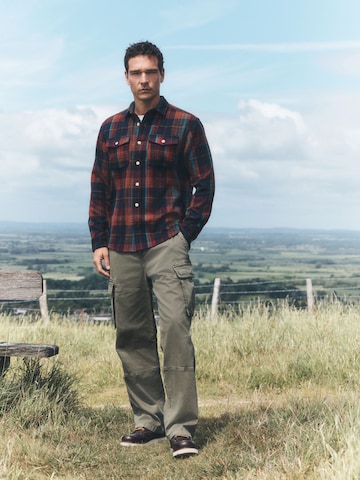 Next - Ajuste regular Camisa en rojo