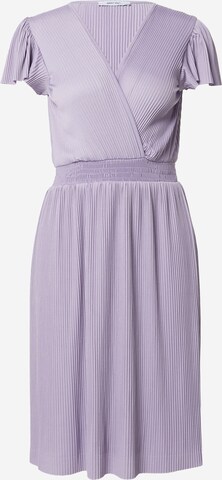 Robe 'Lana' ABOUT YOU en violet : devant