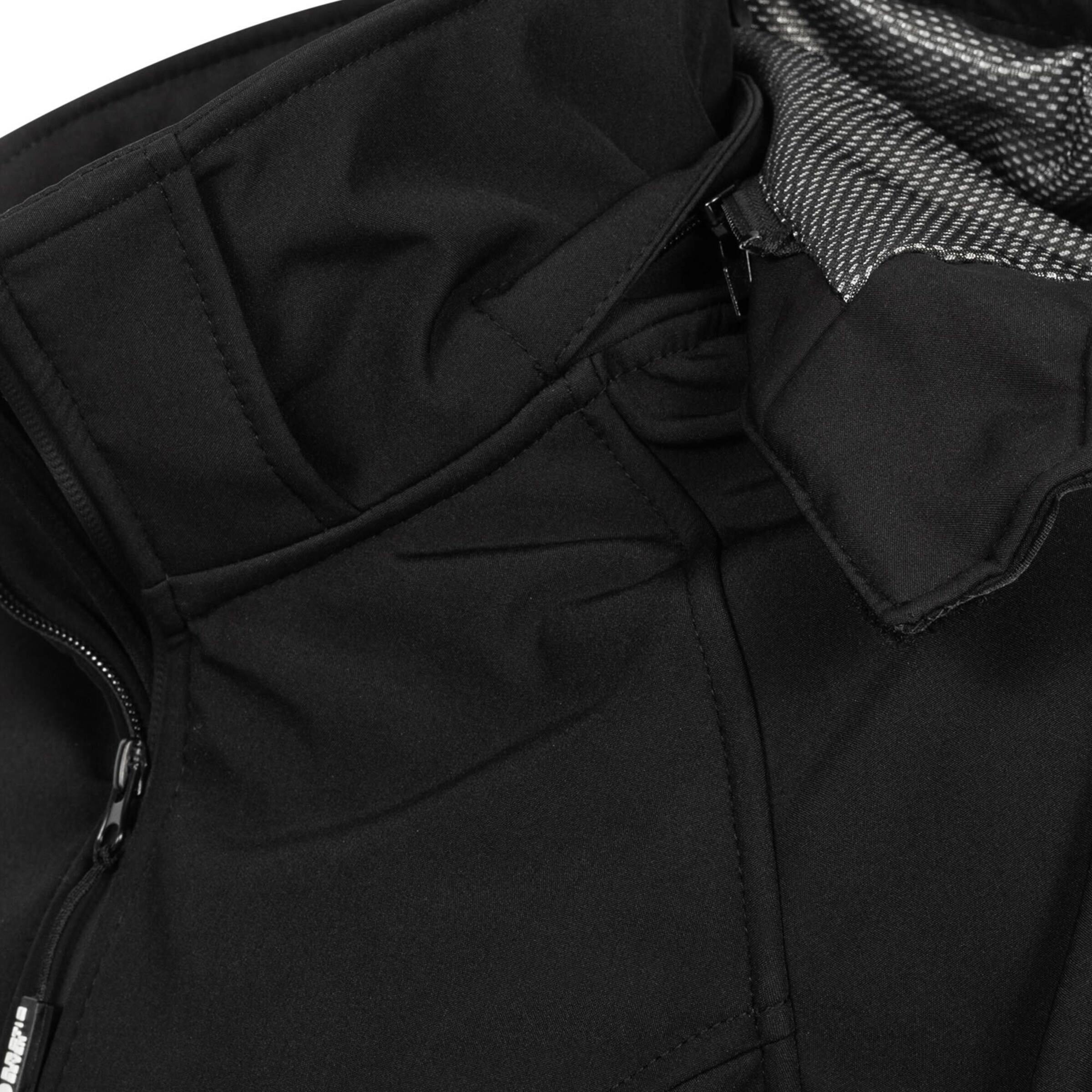 Arctic Seven Performance Jacket in Black