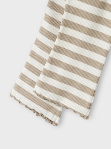 NAME IT - Bootcut Pantalón 'NMFTAIA' en beige