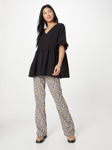 Nasty Gal Oversized shirt in Zwart