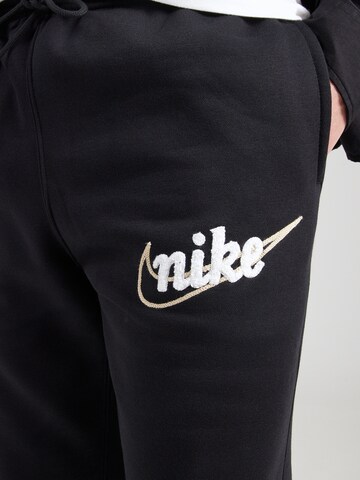 Nike Sportswear Конический (Tapered) Штаны 'CLUB' в Черный