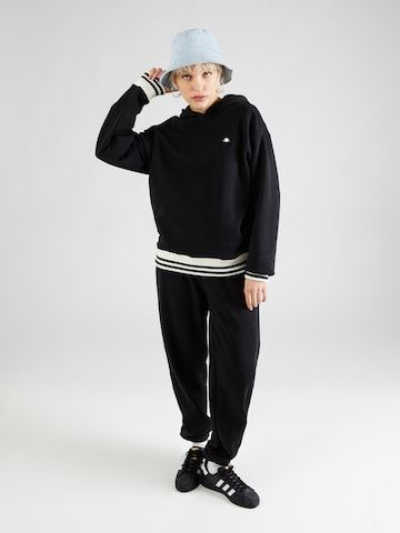 ELLESSE Sweatshirt 'Lindsey' in Zwart