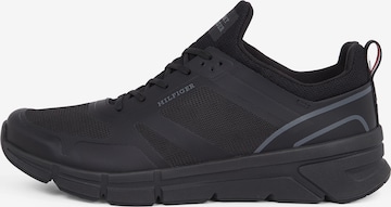 Sneaker bassa 'MODERN COMFORT' di TOMMY HILFIGER in nero: frontale