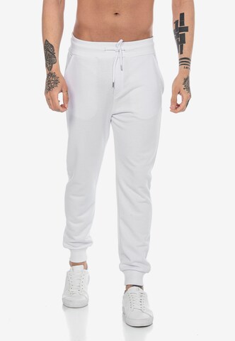 Redbridge Regular Pants 'Crawley' in White: front