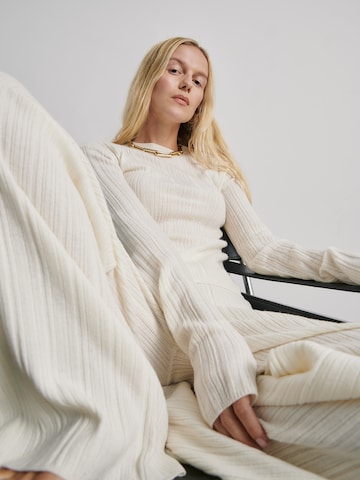 ABOUT YOU x Marie von Behrens Sweater 'Marie' in White