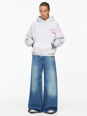 Pull&Bear Sweatshirt 'STWD' in Grijs