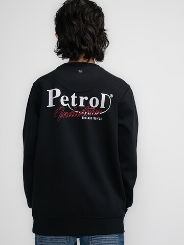 Petrol Industries Sweatshirt 'Yakutat' in Schwarz: Vorderseite