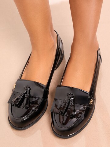 Lipsy Slipper in Schwarz