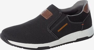 Rieker Спортни обувки Slip On в черно: отпред