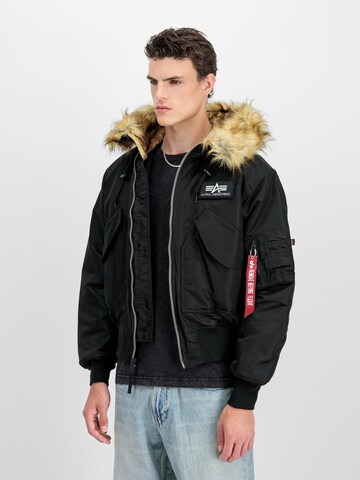 ALPHA INDUSTRIES Jacke '45P' in Schwarz: Vorderseite