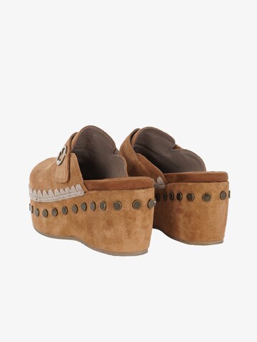 MOU - Socas em castanho