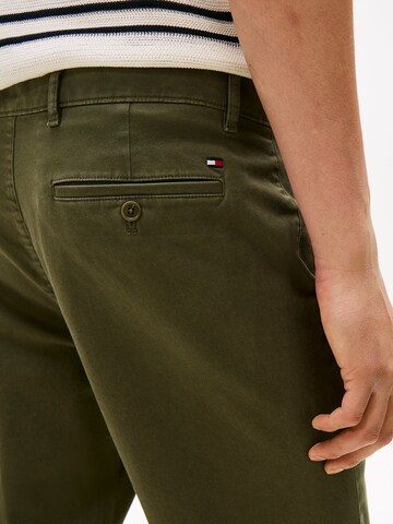TOMMY HILFIGER Regular Chino 'Harlem Essential' in Groen