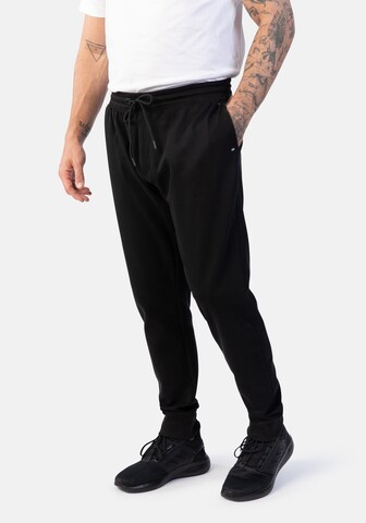 Hero Sporthose 'James' in Schwarz: Vorderseite