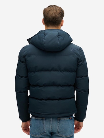 Superdry Winterjas 'Outdoor Everest Puffer Jkt SDM5012423A' in Blauw