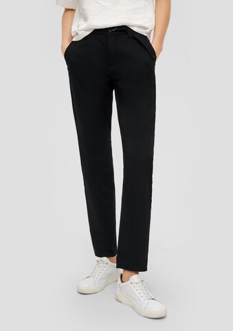 Regular Pantaloni eleganți de la s.Oliver pe negru: față