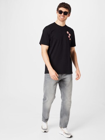 Cleptomanicx T-Shirt 'Dice' in Schwarz