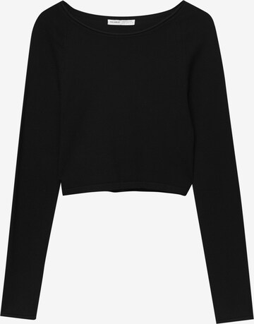 Pulover de la Pull&Bear pe negru: față