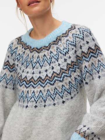 VERO MODA Sweter w kolorze szary