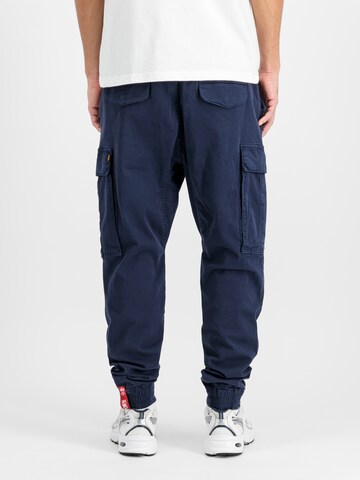 ALPHA INDUSTRIES Tapered Cargobroek in Blauw