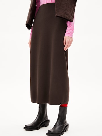 ARMEDANGELS Skirt 'MILANAAS' in Brown: front