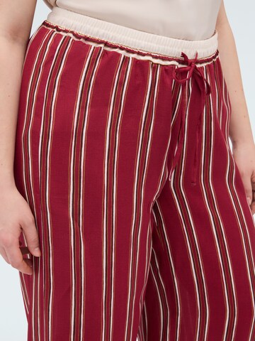 Wide leg Pantaloni di Fiorella Rubino in rosso