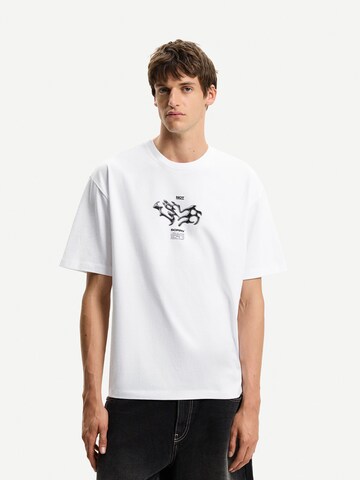 T-Shirt Bershka en blanc