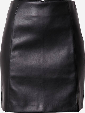 NEW LOOK Skirt in Black: front
