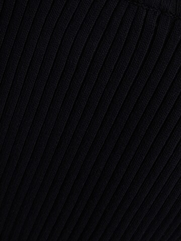 BershkaPulover - crna boja