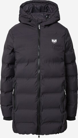 Lake View Winter Coat 'Doreen' in Black: front