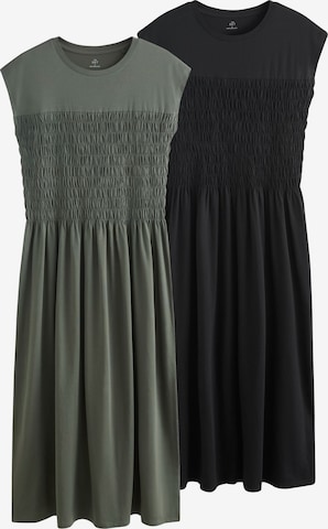 The Set Mekko värissä vihreä: etupuoli