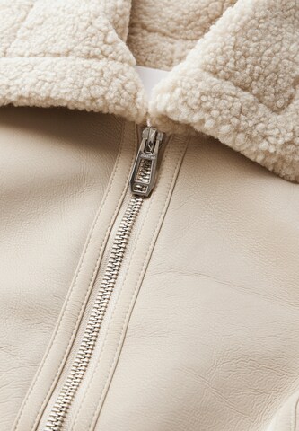 Street One Studio Faux Shearling Jacket in Beige
