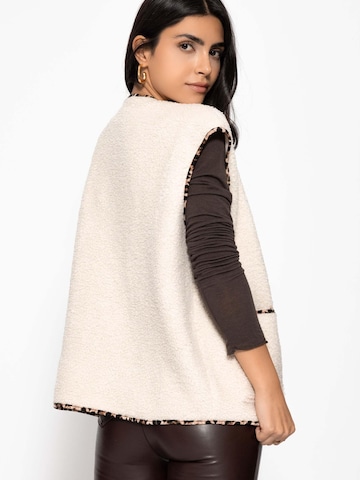 SASSYCLASSY Vest in Beige