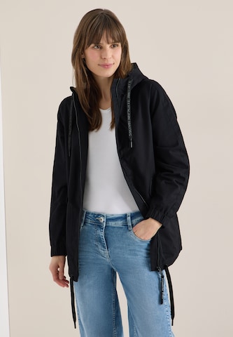 CECIL Between-Seasons Parka in Black: front