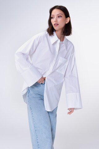 Aligne Blouse 'Geenie' in Wit: voorkant