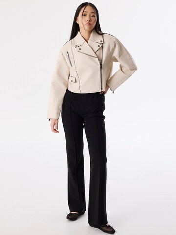 Twist Between-season jacket in Beige