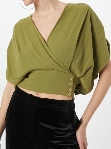 System Action - Blusa 'SELENIA' em verde