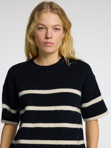 SELECTED FEMME Pulover | modra barva