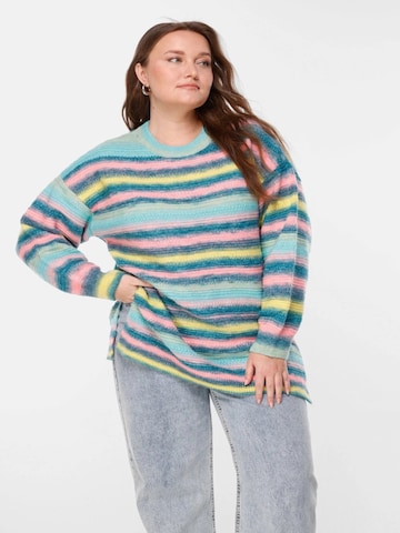 Shape Of You Pullover in Grün