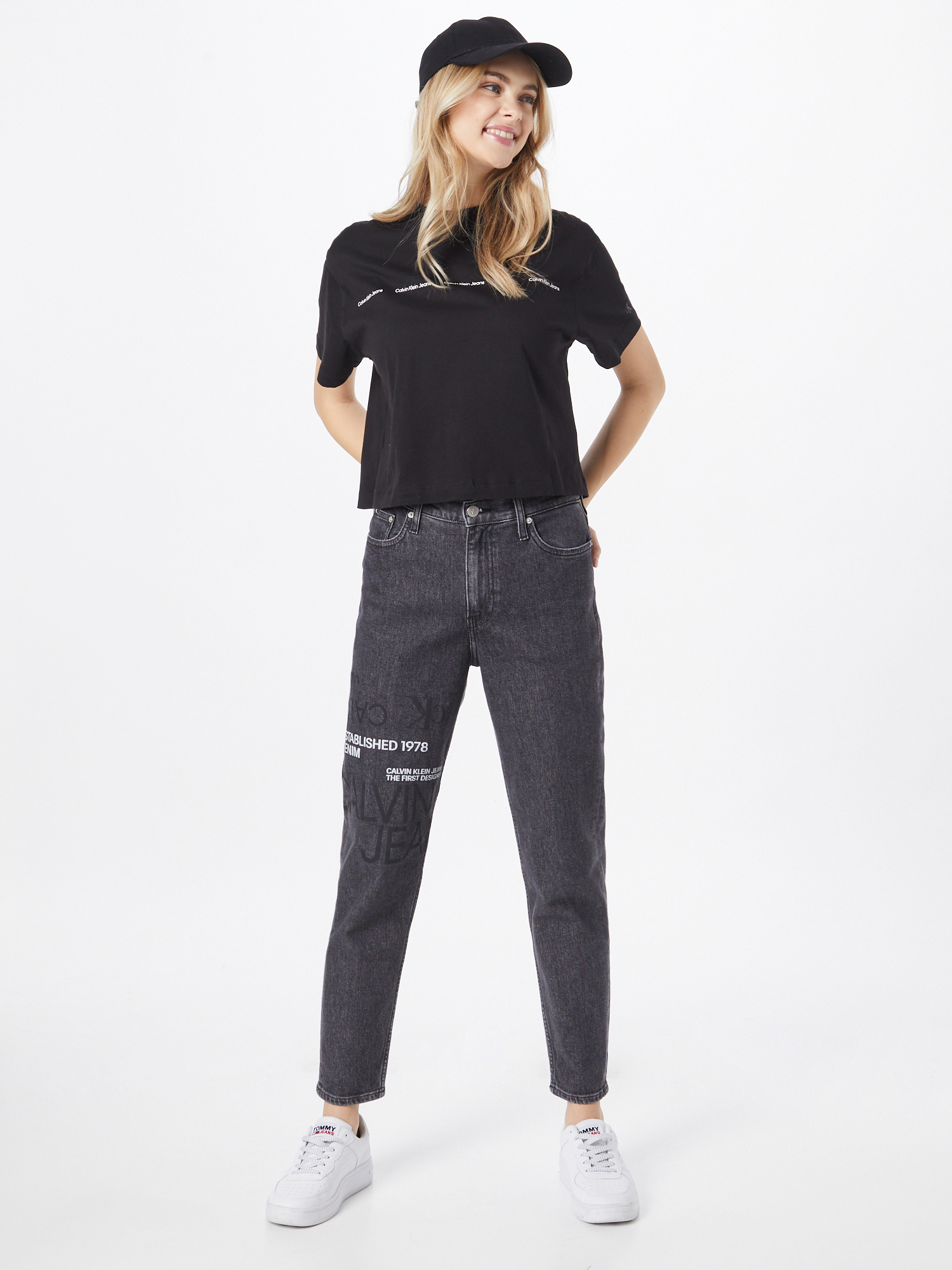 4vuGa Odzież Calvin Klein Jeans Koszulka w kolorze Czarnym 