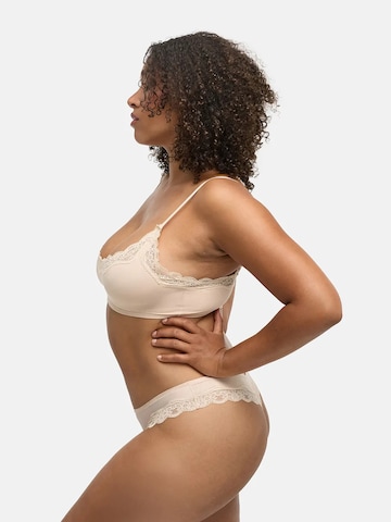 cfab (formerly creamy fabrics) Bustier BH 'Lace Bralette' in Beige